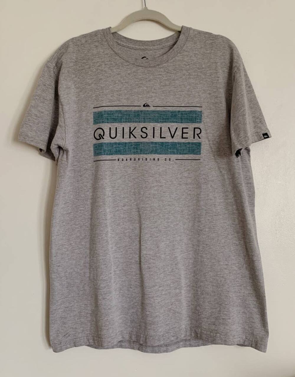 Grey Quiksilver Graphic Short Sleeve T-Shirt L